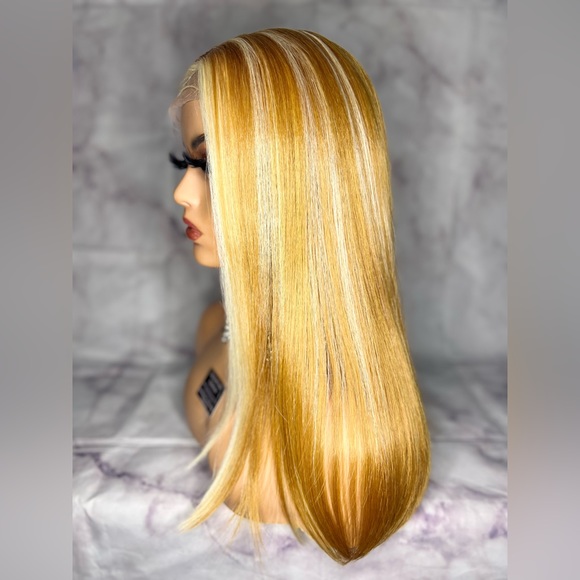 40. HD Lace Front Wig - Picture 2 of 3